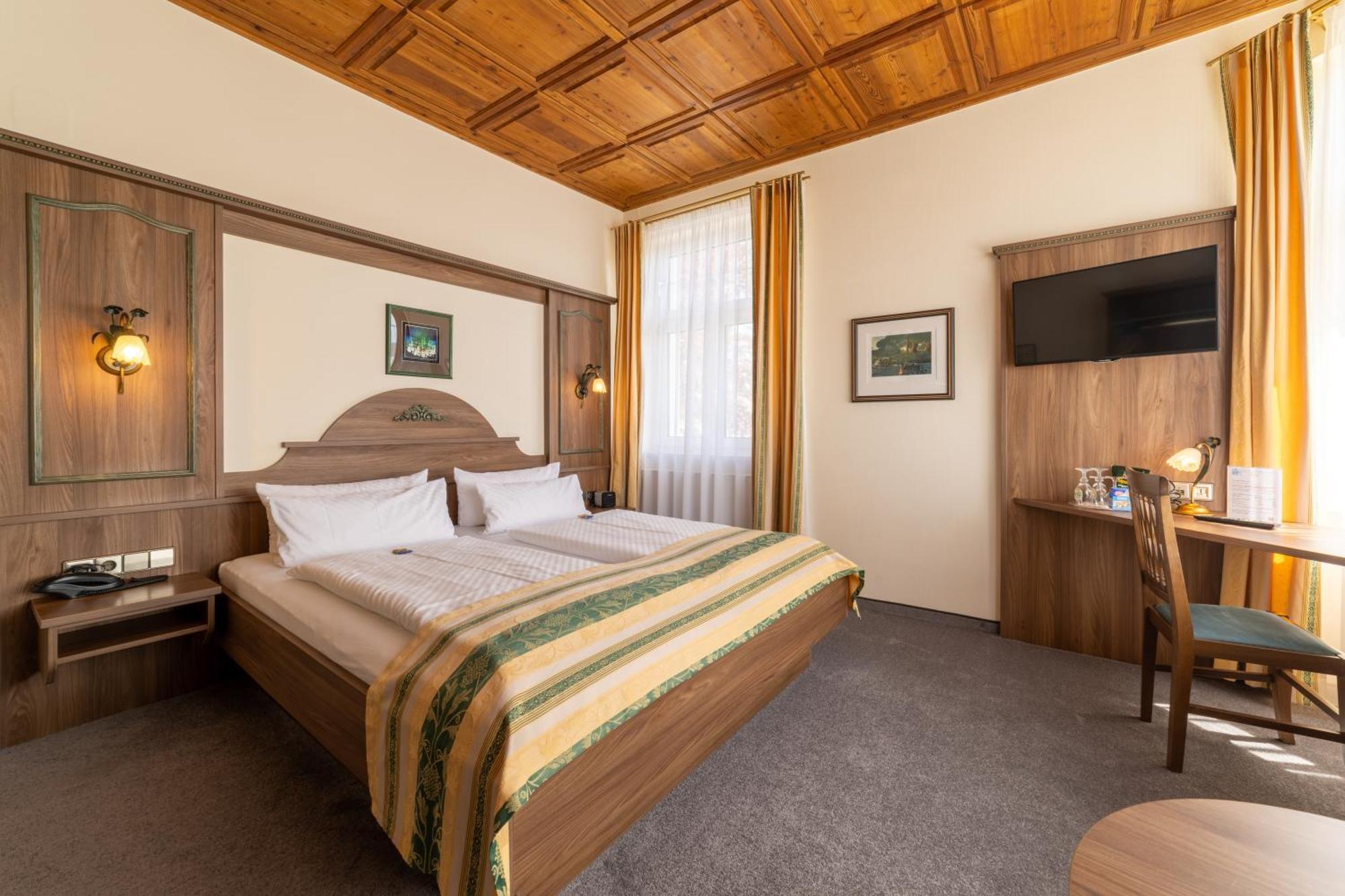 Hotel Schoengarten Garni Ліндау Екстер'єр фото