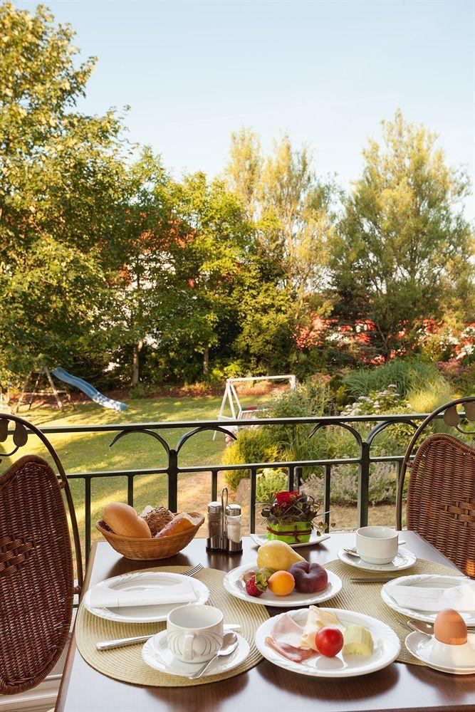 Hotel Schoengarten Garni Ліндау Екстер'єр фото